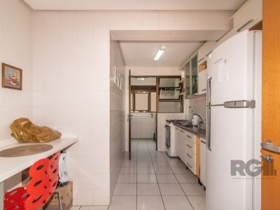 Apartamento à venda com 105m², 3 quartos, 1 suíte, 2 vagas no bairro Petrópolis em Porto Alegre - Foto 14