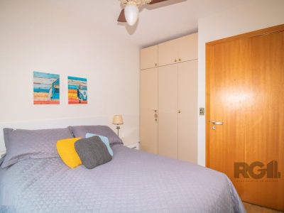 Apartamento à venda com 105m², 3 quartos, 1 suíte, 2 vagas no bairro Petrópolis em Porto Alegre - Foto 22