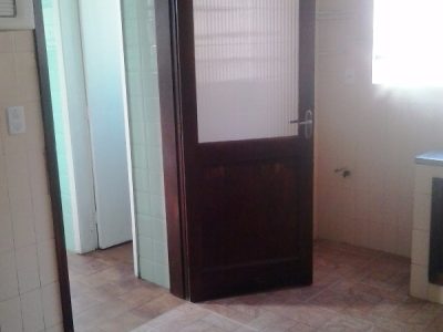 Casa à venda com 250m², 5 quartos, 6 vagas no bairro Menino Deus em Porto Alegre - Foto 13