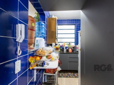 Apartamento à venda com 69m², 2 quartos, 1 suíte, 1 vaga no bairro Centro em Porto Alegre - Foto 7