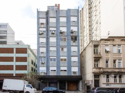 Apartamento à venda com 69m², 2 quartos, 1 suíte, 1 vaga no bairro Centro em Porto Alegre - Foto 33