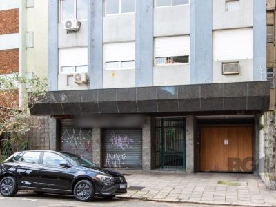 Apartamento à venda com 69m², 2 quartos, 1 suíte, 1 vaga no bairro Centro em Porto Alegre - Foto 32