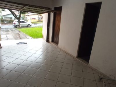 Casa à venda com 175m², 5 quartos, 5 vagas no bairro Tristeza em Porto Alegre - Foto 5