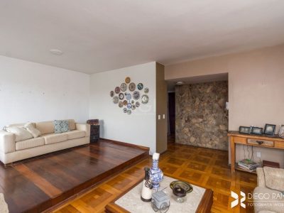 Apartamento à venda com 123m², 3 quartos, 1 vaga no bairro Petrópolis em Porto Alegre - Foto 3