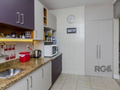 Cobertura à venda com 163m², 3 quartos, 1 suíte, 2 vagas no bairro Jardim Itu em Porto Alegre - Foto 12