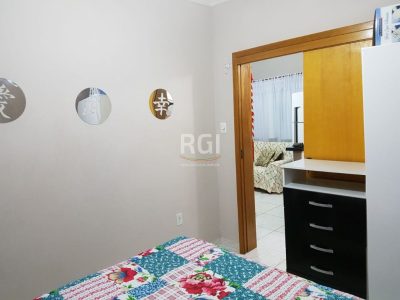 Casa à venda com 130m², 3 quartos, 7 vagas no bairro Passo d'Areia em Porto Alegre - Foto 12