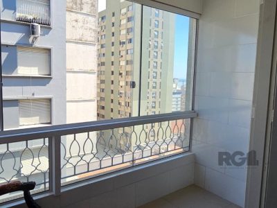 Apartamento à venda com 175m², 3 quartos, 1 suíte, 1 vaga no bairro Independência em Porto Alegre - Foto 7