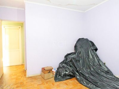 Casa à venda com 350m², 6 quartos, 1 suíte, 4 vagas no bairro Três Figueiras em Porto Alegre - Foto 21