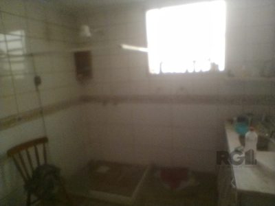 Casa à venda com 110m², 3 quartos, 2 vagas no bairro Passo d'Areia em Porto Alegre - Foto 7