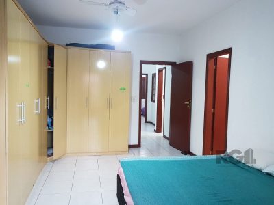 Casa à venda com 280m², 4 quartos, 4 vagas no bairro Santana em Porto Alegre - Foto 51