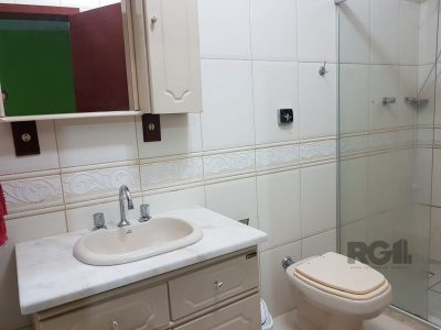 Casa à venda com 280m², 4 quartos, 4 vagas no bairro Santana em Porto Alegre - Foto 21