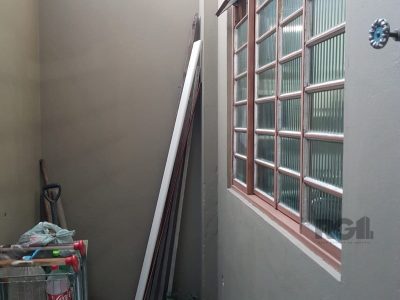 Casa à venda com 280m², 4 quartos, 4 vagas no bairro Santana em Porto Alegre - Foto 44