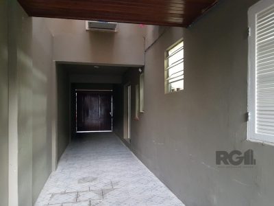 Casa à venda com 280m², 4 quartos, 4 vagas no bairro Santana em Porto Alegre - Foto 59