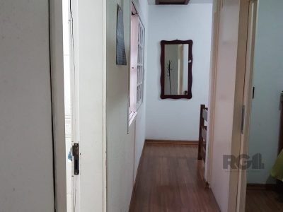 Casa à venda com 280m², 4 quartos, 4 vagas no bairro Santana em Porto Alegre - Foto 22