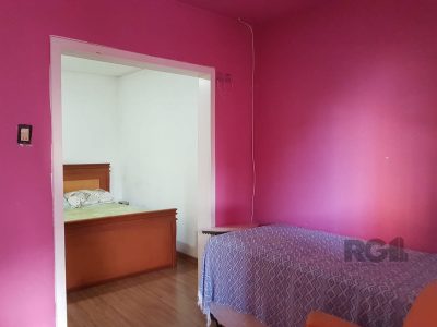 Casa à venda com 280m², 4 quartos, 4 vagas no bairro Santana em Porto Alegre - Foto 29