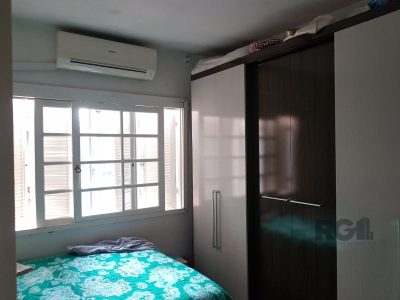 Casa à venda com 280m², 4 quartos, 4 vagas no bairro Santana em Porto Alegre - Foto 24