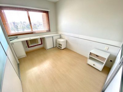 Apartamento à venda com 95m², 2 quartos, 1 suíte, 2 vagas no bairro Menino Deus em Porto Alegre - Foto 10