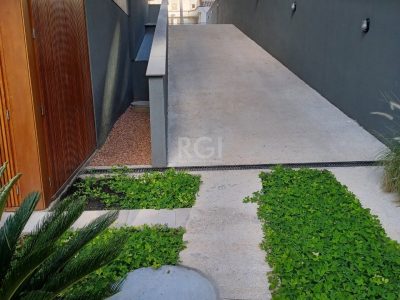 Apartamento à venda com 110m², 3 quartos, 3 suítes, 2 vagas no bairro Menino Deus em Porto Alegre - Foto 3