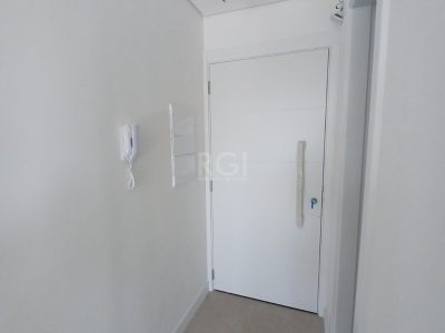 Apartamento à venda com 110m², 3 quartos, 3 suítes, 2 vagas no bairro Menino Deus em Porto Alegre - Foto 20