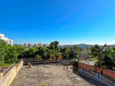 Casa à venda com 536m², 4 quartos, 1 suíte, 5 vagas no bairro Tristeza em Porto Alegre - Foto 30