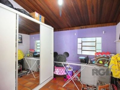 Casa à venda com 536m², 4 quartos, 1 suíte, 5 vagas no bairro Tristeza em Porto Alegre - Foto 24