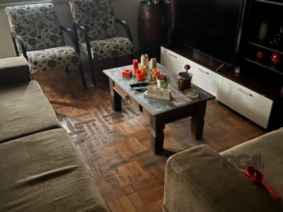 Apartamento à venda com 104m², 2 quartos no bairro Rio Branco em Porto Alegre - Foto 2