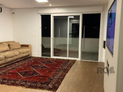 Casa à venda com 218m², 3 quartos, 1 suíte, 2 vagas no bairro Ipanema em Porto Alegre - Foto 30