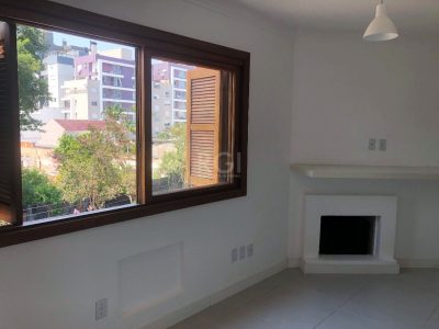 Apartamento à venda com 78m², 2 quartos, 1 suíte, 1 vaga no bairro Tristeza em Porto Alegre - Foto 2