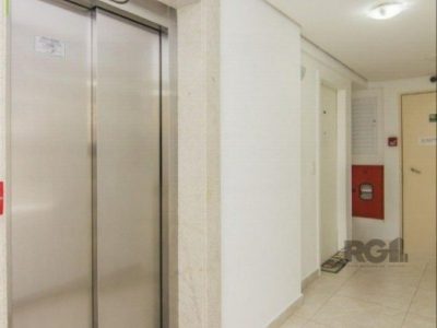 Apartamento à venda com 51m², 2 quartos, 1 suíte, 1 vaga no bairro Partenon em Porto Alegre - Foto 13