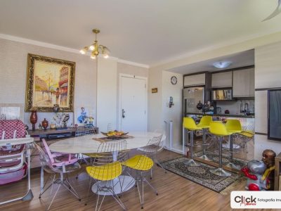 Apartamento à venda com 66m², 3 quartos, 1 suíte, 1 vaga no bairro Vila Ipiranga em Porto Alegre - Foto 3