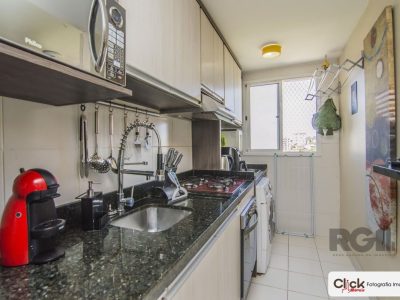 Apartamento à venda com 66m², 3 quartos, 1 suíte, 1 vaga no bairro Vila Ipiranga em Porto Alegre - Foto 12