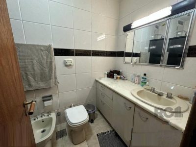 Cobertura à venda com 186m², 3 quartos, 1 suíte, 1 vaga no bairro Moinhos de Vento em Porto Alegre - Foto 23