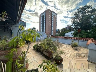 Cobertura à venda com 186m², 3 quartos, 1 suíte, 1 vaga no bairro Moinhos de Vento em Porto Alegre - Foto 2