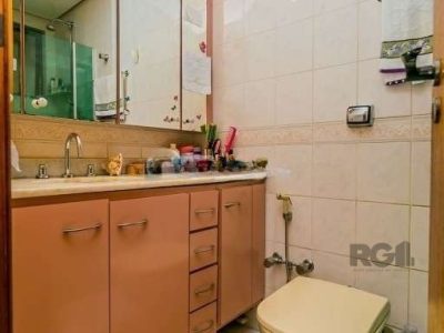 Apartamento à venda com 94m², 3 quartos, 1 suíte, 2 vagas no bairro Jardim Lindóia em Porto Alegre - Foto 17