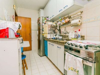 Apartamento à venda com 94m², 3 quartos, 1 suíte, 2 vagas no bairro Jardim Lindóia em Porto Alegre - Foto 11