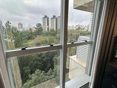 Apartamento à venda com 77m², 2 quartos, 1 suíte, 2 vagas no bairro Petrópolis em Porto Alegre - Foto 28