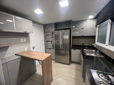 Apartamento à venda com 162m², 3 quartos, 3 suítes, 2 vagas no bairro Central Parque em Porto Alegre - Foto 6