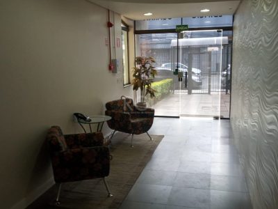 Apartamento à venda com 73m², 2 quartos, 1 vaga no bairro Floresta em Porto Alegre - Foto 4