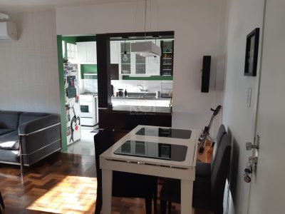 Apartamento à venda com 73m², 2 quartos, 1 vaga no bairro Floresta em Porto Alegre - Foto 5