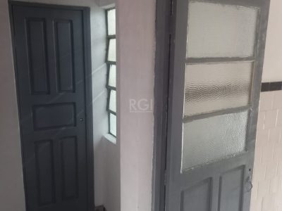 Apartamento à venda com 95m², 2 quartos no bairro Centro Histórico em Porto Alegre - Foto 8