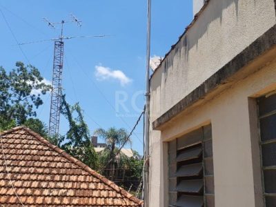 Casa à venda com 167m², 3 quartos, 2 vagas no bairro Passo d'Areia em Porto Alegre - Foto 26