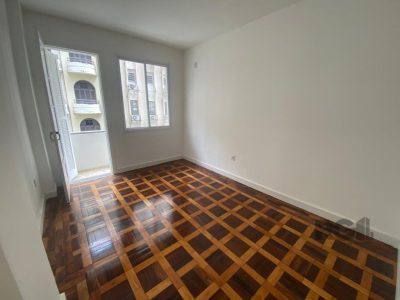 Apartamento à venda com 87m², 3 quartos no bairro Centro Histórico em Porto Alegre - Foto 8