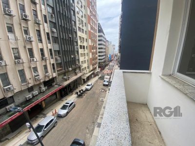 Apartamento à venda com 87m², 3 quartos no bairro Centro Histórico em Porto Alegre - Foto 9