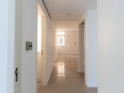 Conjunto/Sala à venda com 72m² no bairro Auxiliadora em Porto Alegre - Foto 17