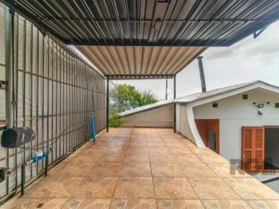 Casa à venda com 150m², 3 quartos, 1 vaga no bairro Santa Tereza em Porto Alegre - Foto 2