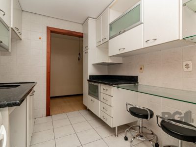 Apartamento à venda com 57m², 2 quartos, 1 suíte, 1 vaga no bairro Cristo Redentor em Porto Alegre - Foto 7