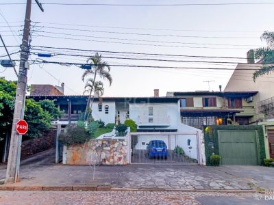 Casa à venda com 249m², 5 quartos, 1 suíte, 4 vagas no bairro Chácara das Pedras em Porto Alegre - Foto 15