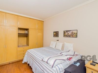 Apartamento à venda com 191m², 4 quartos, 1 suíte, 2 vagas no bairro Bela Vista em Porto Alegre - Foto 17