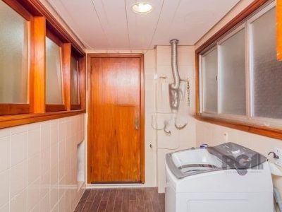 Apartamento à venda com 191m², 4 quartos, 1 suíte, 2 vagas no bairro Bela Vista em Porto Alegre - Foto 32