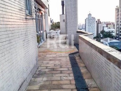 Cobertura à venda com 492m², 3 quartos, 1 suíte, 3 vagas no bairro Auxiliadora em Porto Alegre - Foto 24